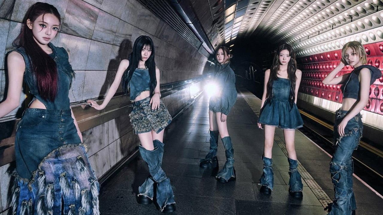 ITZY 3rd World Tour Tunnel Vision in Seoul backdrop