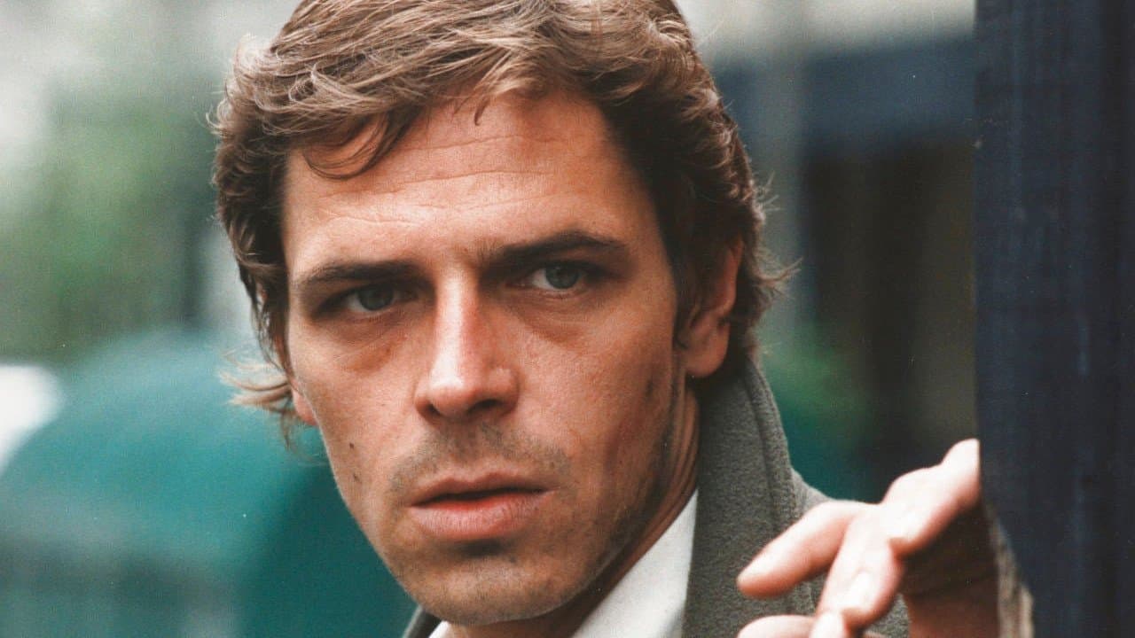 Murder in the Dark backdrop